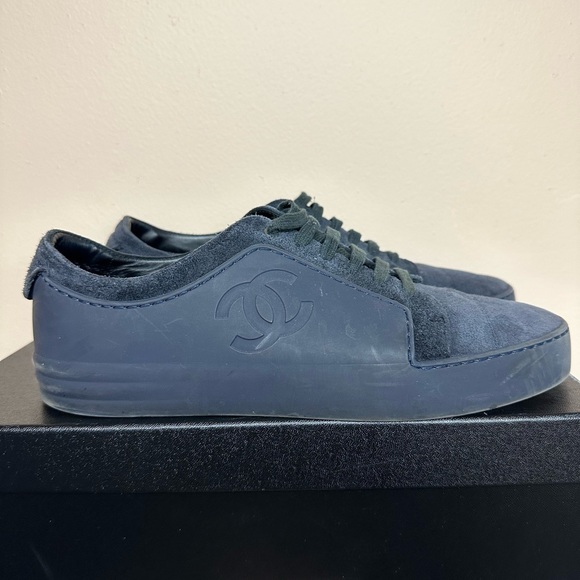 Chanel CC Low Top Sneakers - Picture 5 of 6